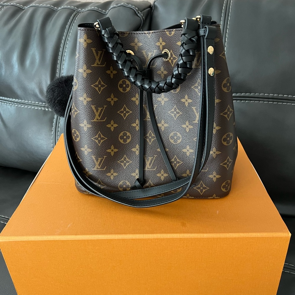 Louis Vuitton NéoNoé MM
